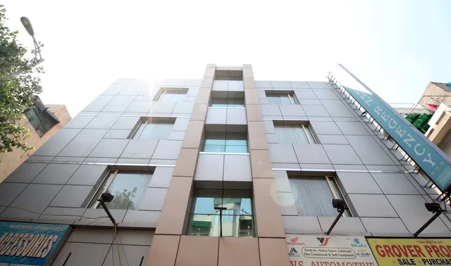 HOTEL SOUTHERN REGENCY