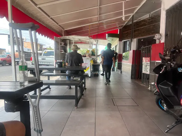 HAMBURGUESAS AL CARBON "CANELITAS "