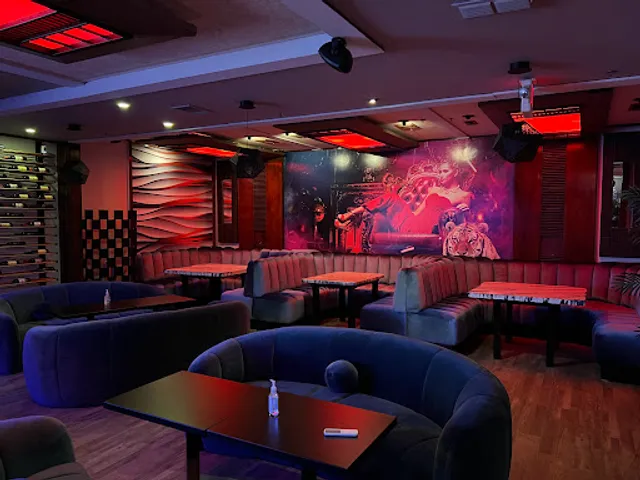 Dorav Parlor Bistro (DPB)