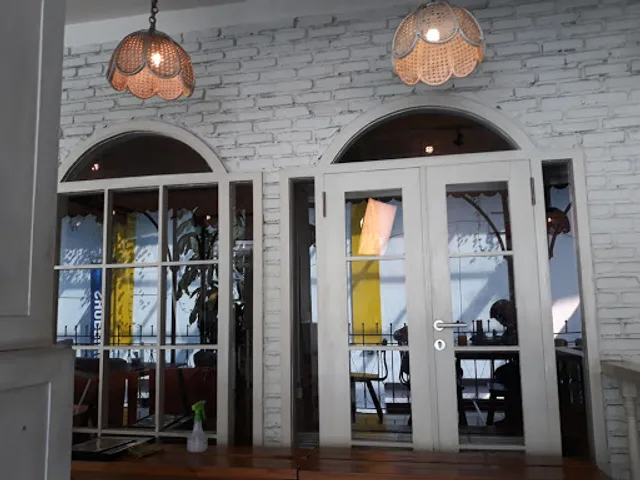 Giggle Box Ciwalk - Bandung