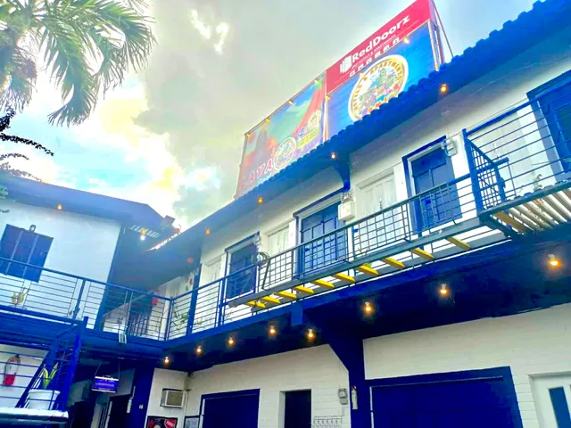 DMI Hotels & Apartments, Tabaco City Albay by Reddoorz