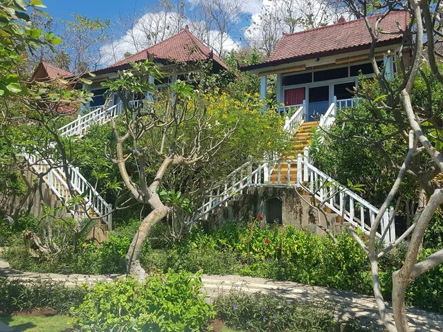 Stairway To Heaven Bungalows and Restaurant