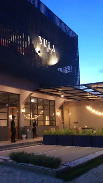 Yula Cafe