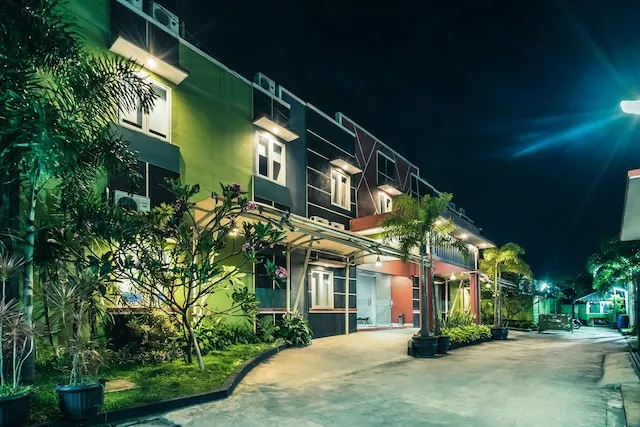 OYO 342 De'kayakini Hotel