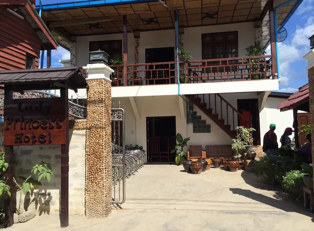 Lady Princess Hotel