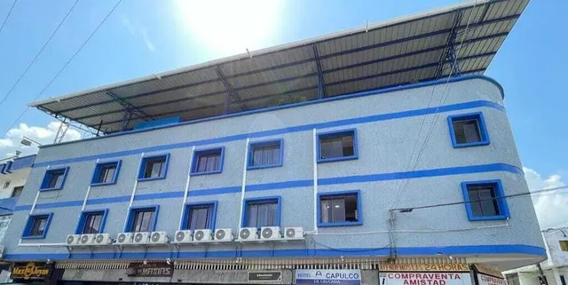 Hotel Acapulco, Caucasia