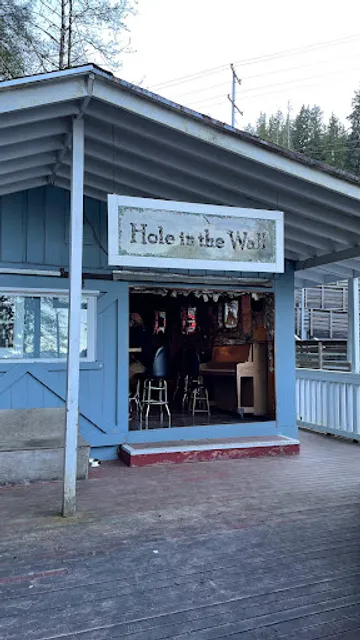 Hole in the Wall Marina