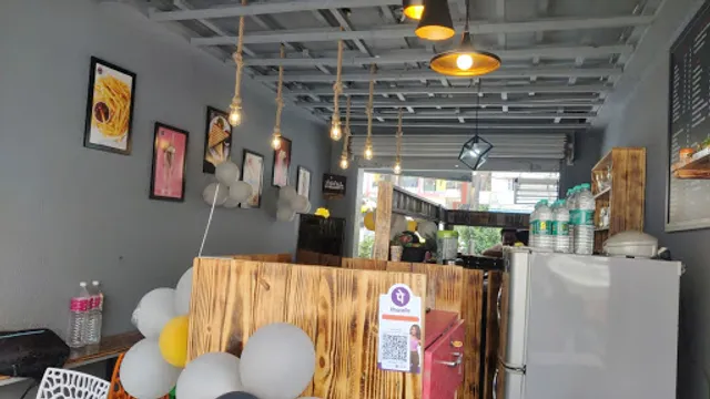 Pavitra Bakery & Sweets