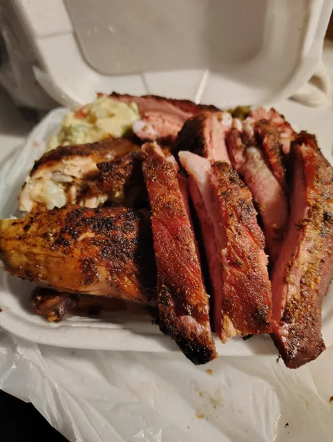 Boomerang BBQ & Bistro