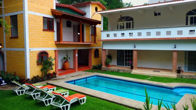 Hospedaje Los Pavo Reales