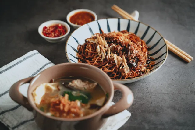 33 手工鱼圆面粉糕 33 Noodle House - Crest Austin