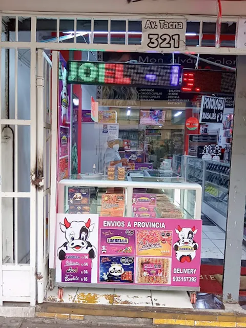 Turrones & Panetones Isabella, Joel, Calderon, la Tia Bombele