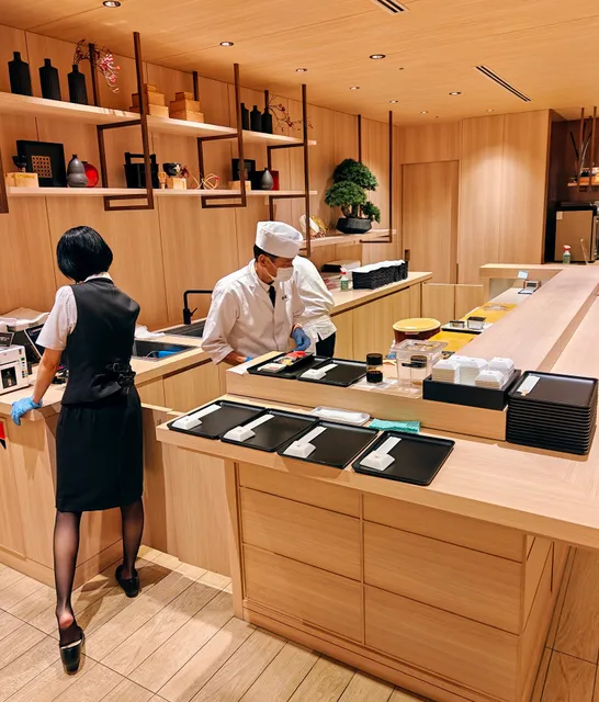 Japan Airlines First Class Lounge, Main Building