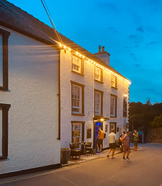 The New Three Mariners Inn