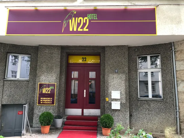 Hotel W22