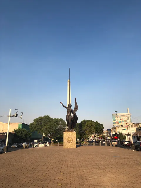 Monument Square of the Republic