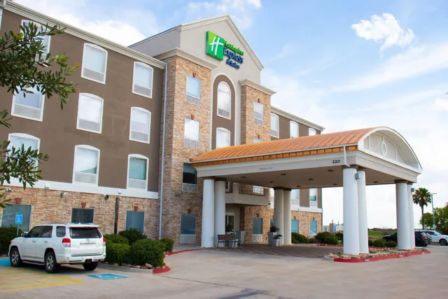 Holiday Inn Express & Suites Corpus Christi-Portland by IHG