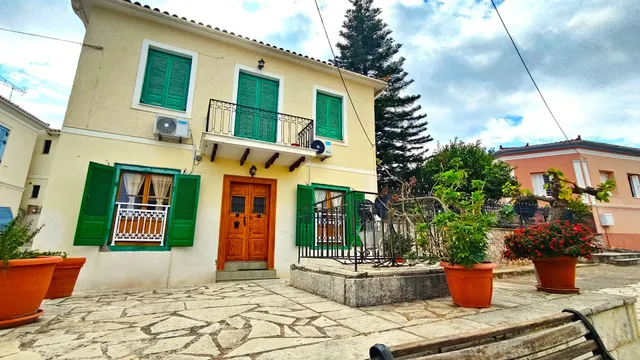 Galaxidi Traditional Villa