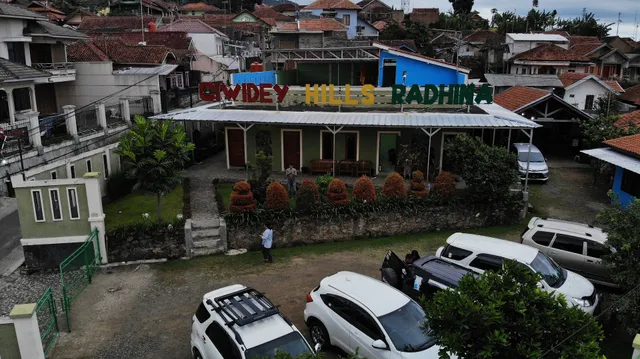 Ciwidey Hills Radhina