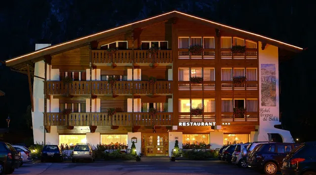 Hotel Crepes De Sela