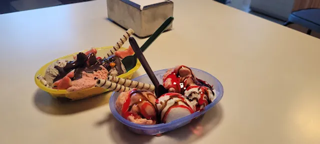 Pinguim Picolé e Sorvete - Açai Itabira - Paleta Mexicana