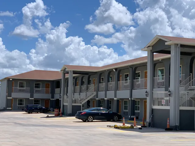 Texan Inn and Suites