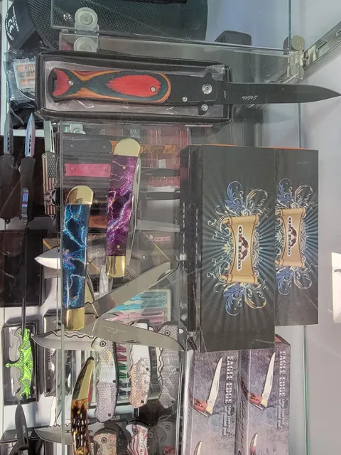 Kelly's Hoarders' Paradise