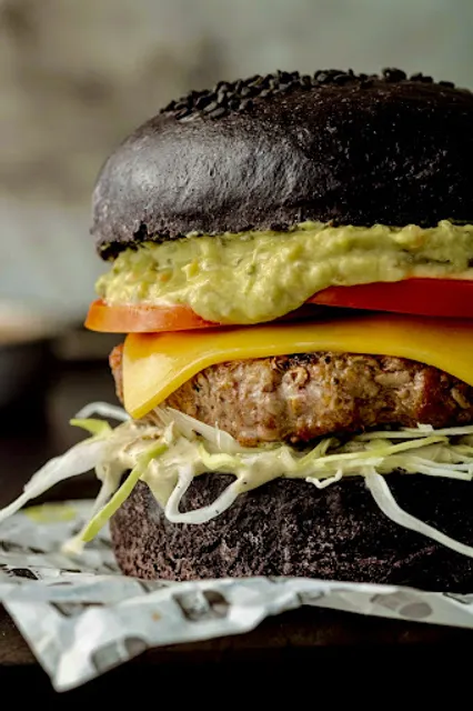 Bistro IV Novembre Cafe Bar