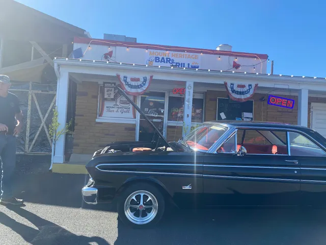 Mount Heritage Bar and Grill