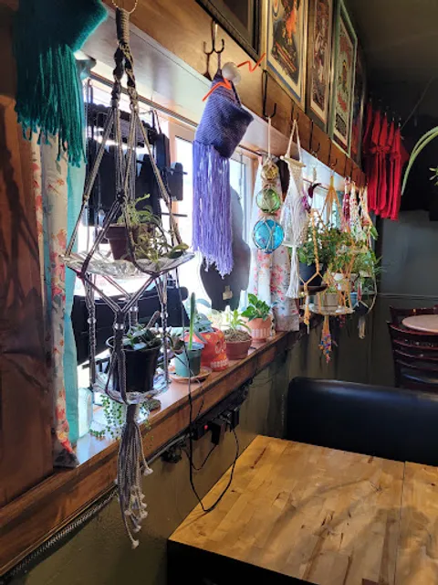 Old Neighborhood Pub