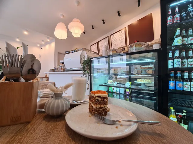 Café Goldzeit - Hausgemachte Kuchen / Kaffee / Frühstück