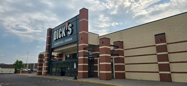 DICK'S Sporting Goods