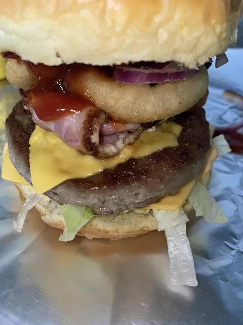 Xclusive Desserts & Diner Cafe