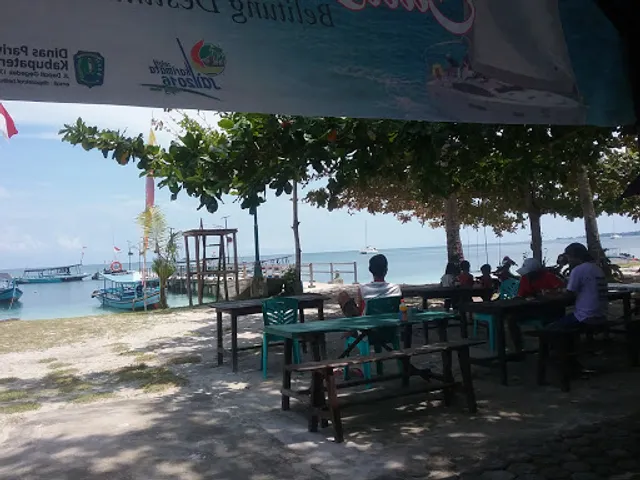 Dermaga Kelayang Resto
