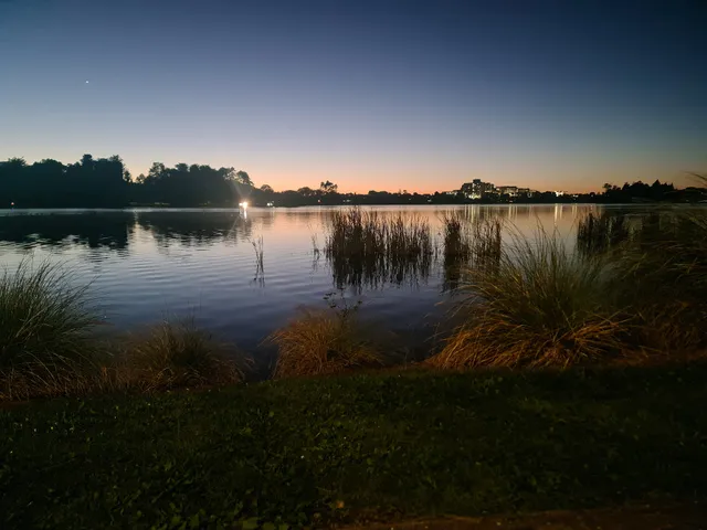 Hamilton Lake Walkway