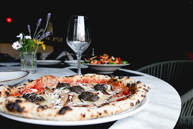 Pizzería N'Apolonia