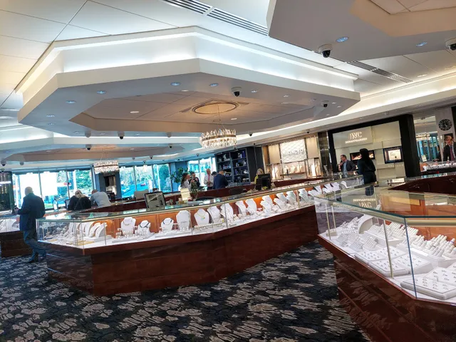 Hillsboro Corner Shopping Center