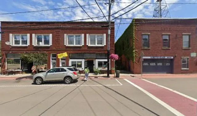 Happy Mess Tattoo Studio