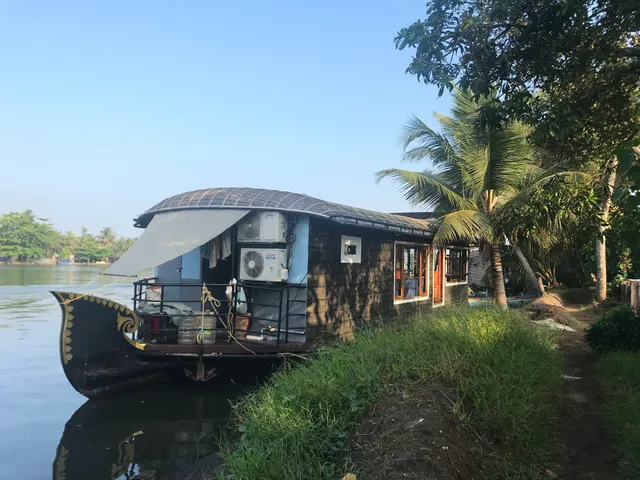 Royal Villa Home stay