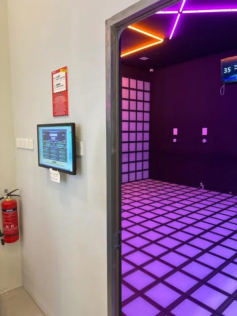 INMERS PLAY-Floor is Lava