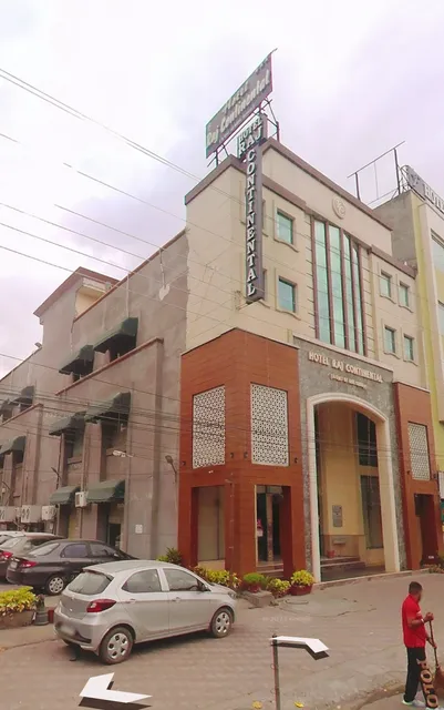 Hotel Raj Continental