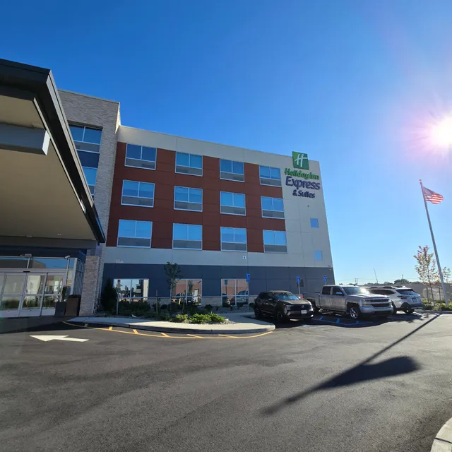 Holiday Inn Express & Suites Linden by IHG