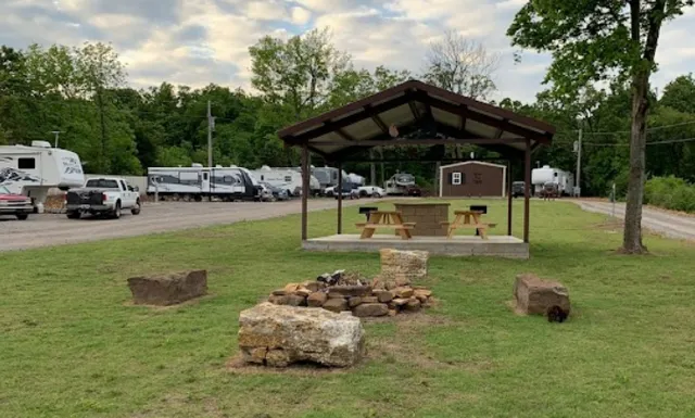 Bear Rocks RV Park and Convenience Store