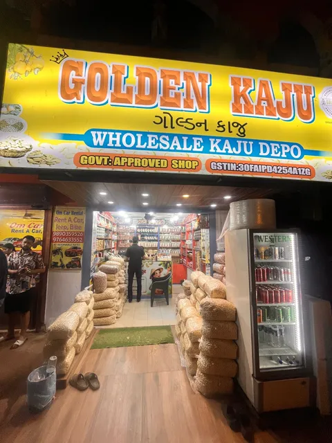 Golden kaju : Candolim - Best Cashew in Goa