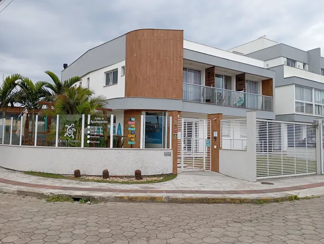 Dona Floripa - Pousada na Barra da Lagoa / Florianópolis