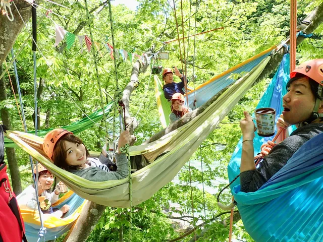 木のぼりツアー・貸切カヌーツアーの猿山-Monkey Mountain-