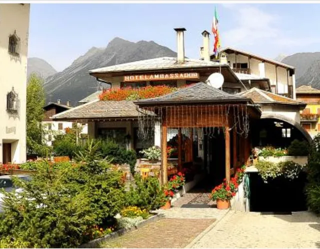 Hotel Ristorante Bar Ambassador Bormio | Nuova apertura dicembre 2025