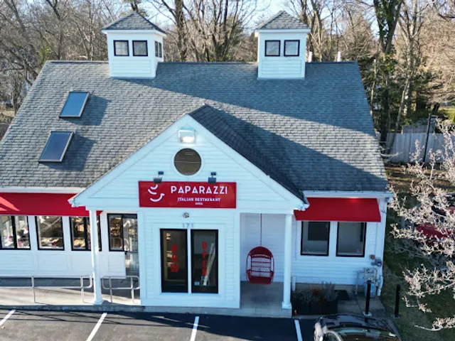 PAPARAZZI ITALIAN RESTAURANT