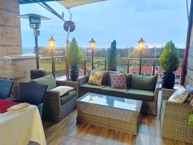 TJ'S BOUTIQUE HOTEL & APARTMENTS