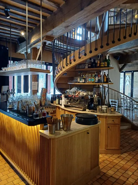 Yaya Rennes - Restaurant méditerranéen par Juan Arbelaez